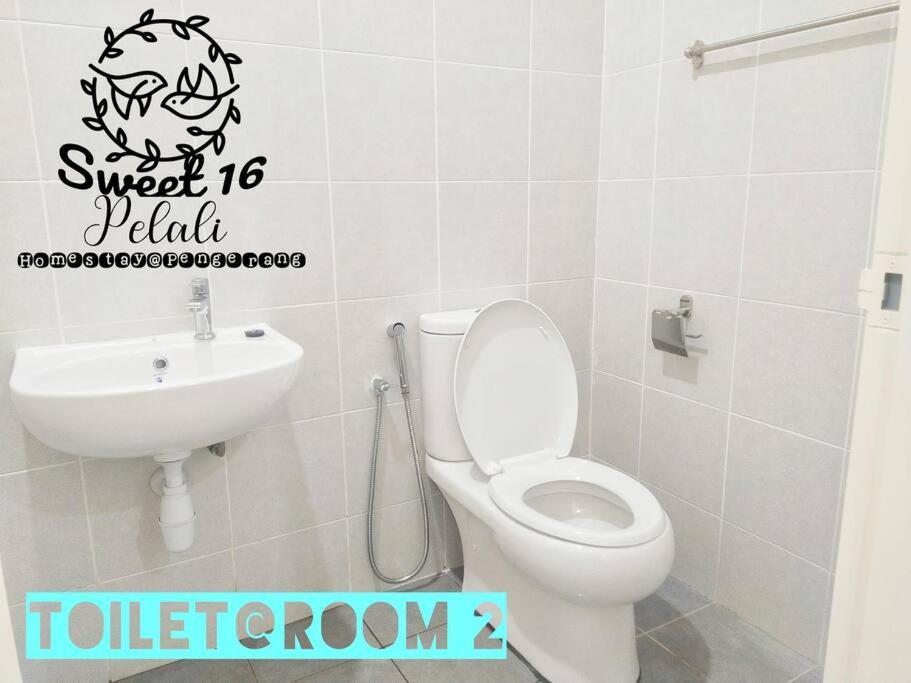 Sweet 16 Pelali Homestay ペンゲラン エクステリア 写真