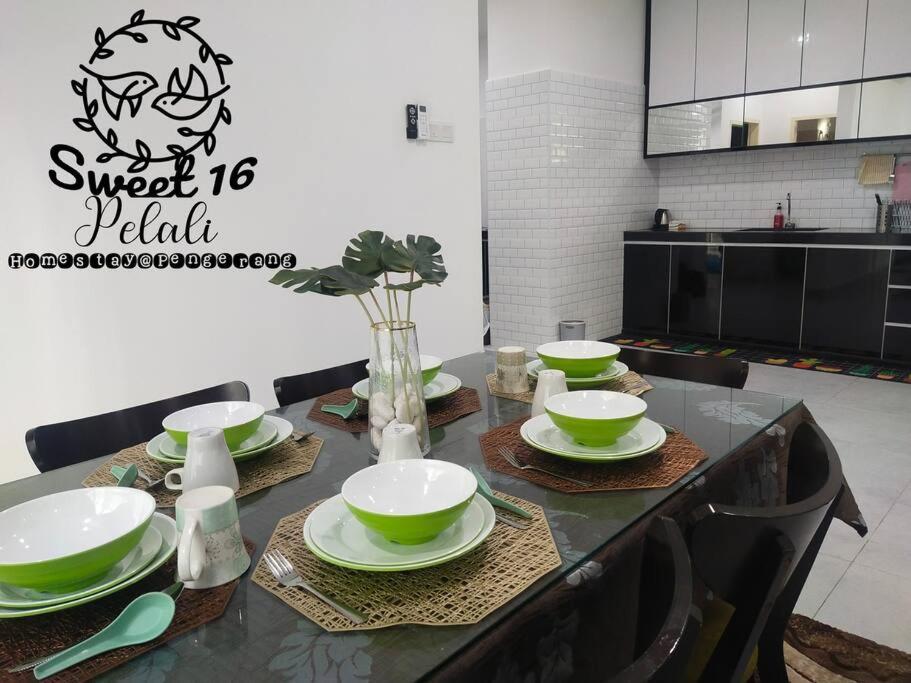 Sweet 16 Pelali Homestay ペンゲラン エクステリア 写真